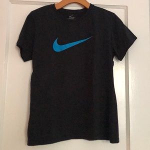 Nike swoosh t-shirt